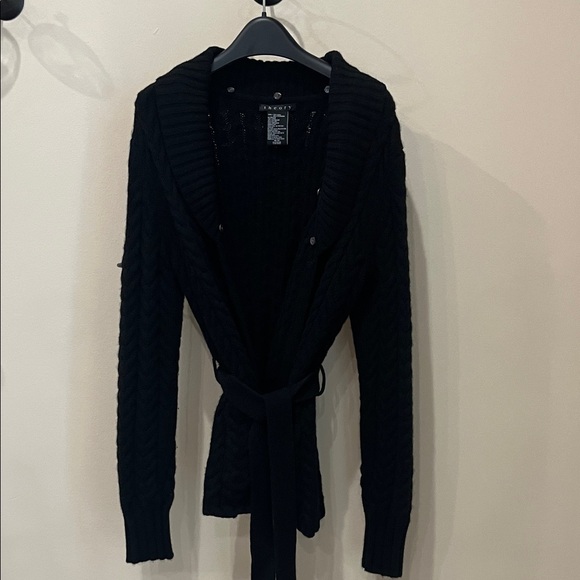 Theory Black Wool-Cashmere Blend Cardigan with Removable Faux Fur Collar - Picture 8 of 8